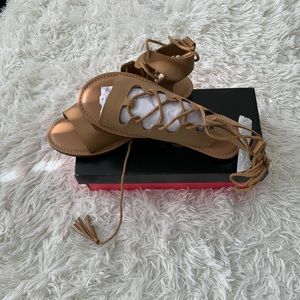 BRAND NEW!! IN BOX! Super cute tie up flat sandals!